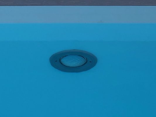 Weiß Blau Skimmer Pool BrainPool